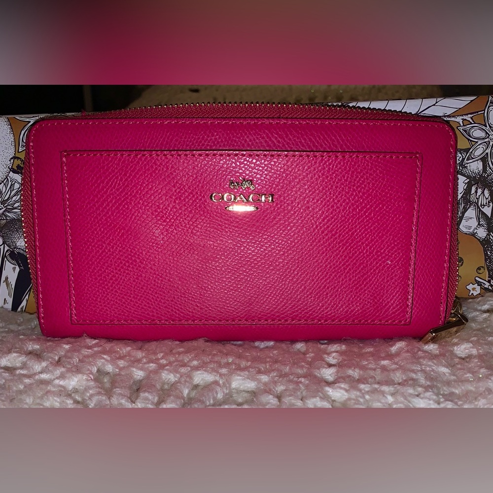 Coach Pink Women's wallet